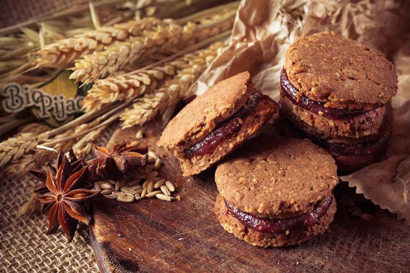 Kolacic - Malina Brend